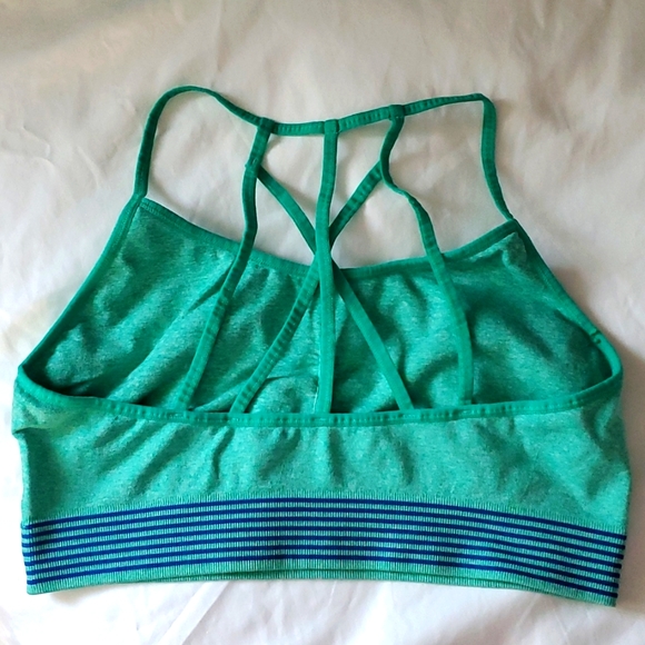 Sports bra - Picture 2 of 3